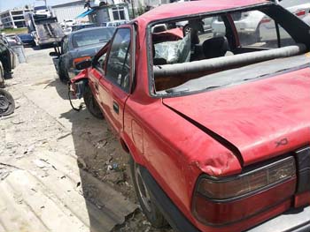 91 MODEL TOYOTA COROLLA ÇIKMA DEPO KAPAĞI OTO GÜVEN 'DE